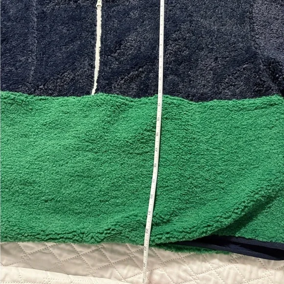 Sincerely Jules for Bandier Navy and Green Cropped Half Zip Sherpa Pullover - Picture 8 of 9